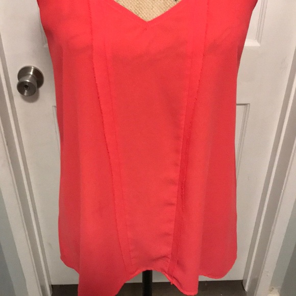 Beautiful Pink 💗 Top - Picture 2 of 3